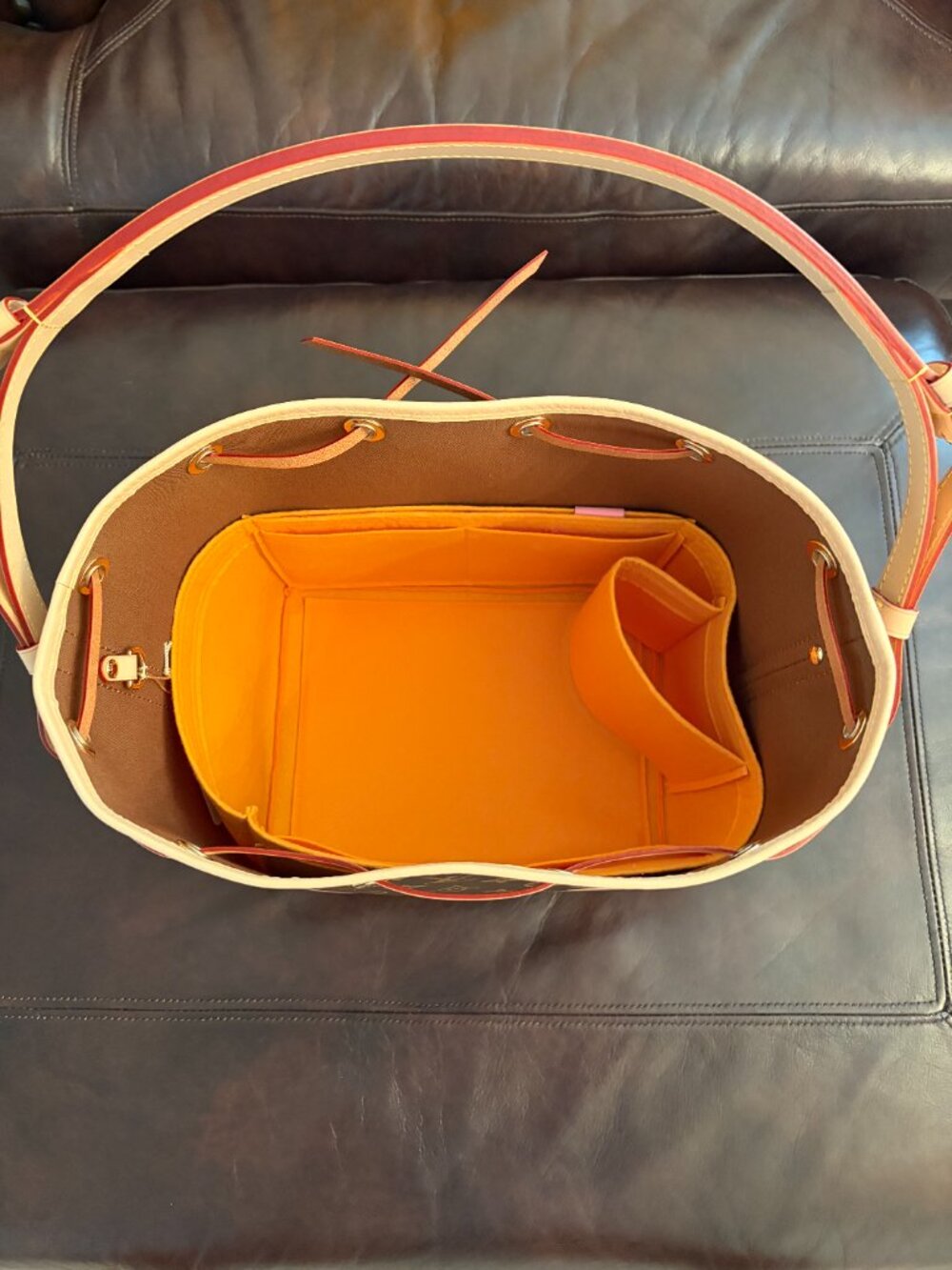 Louis Vuitton Petite Noe, Bag Organizers, Top-Handle Strap, & Drawstring Holder - Picture 9 of 16